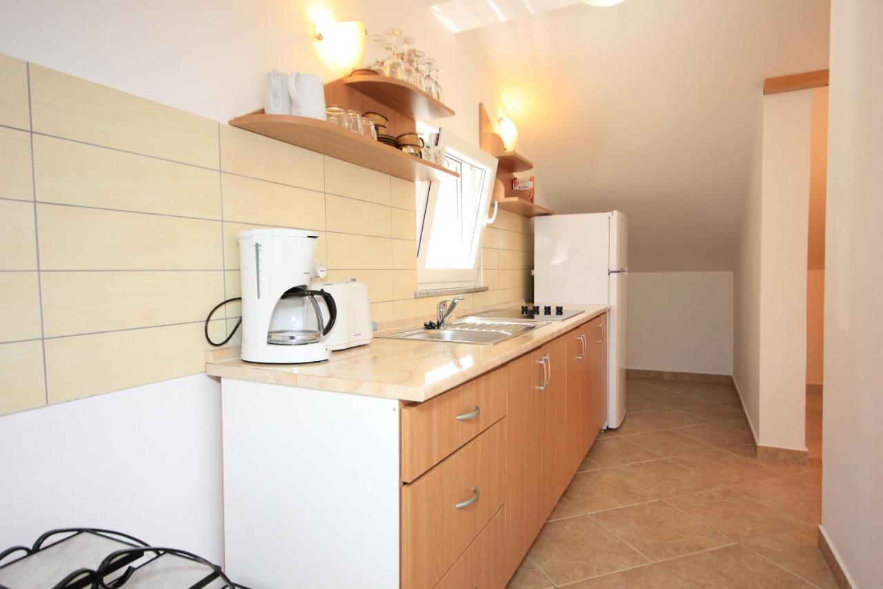 By The Sea Artatore, Losinj - 8022 Apartament