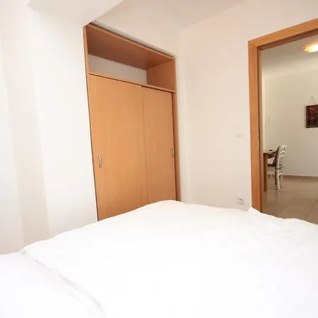 Apartments By The Sea Artatore, Losinj - 8022 Cunski Room photo