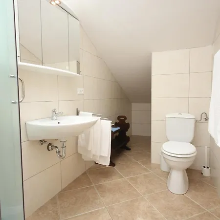 Apartments By The Sea Artatore, Losinj - 8022 Cunski Room photo