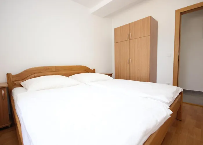 Apartments By The Sea Artatore, Losinj - 8022